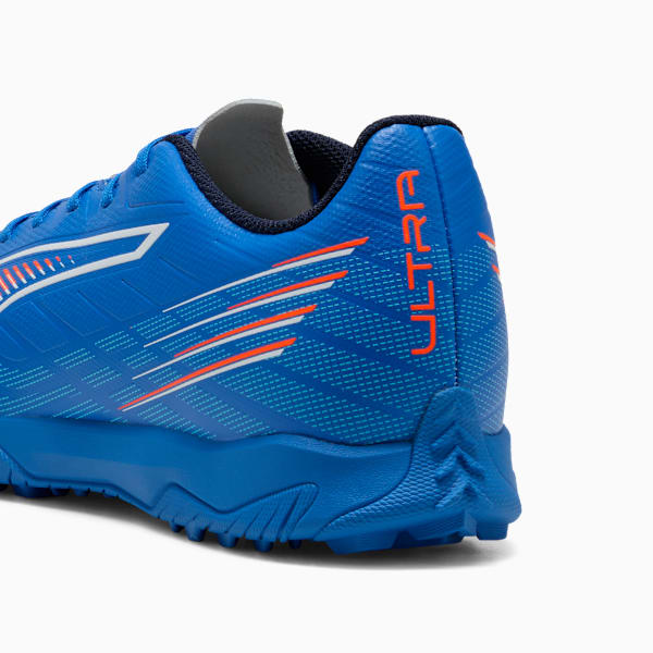 Tacos de fútbol ULTRA 6 PLAY TT, Ultra Blue-PUMA White-Glowing Red, large-MEX