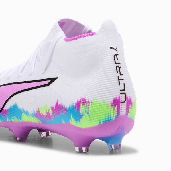 Botines de fútbol ULTRA 6 MATCH+ BRILLIANCE FG/AG para mujer, PUMA White-Fizzy Apple-Bright Aqua-Pure Magenta, large-ARG