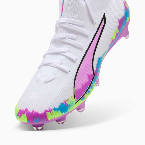 Botines de fútbol ULTRA 6 MATCH+ BRILLIANCE FG/AG para mujer, PUMA White-Fizzy Apple-Bright Aqua-Pure Magenta, large-ARG