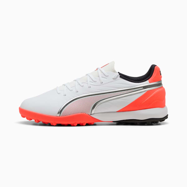 Tacos de fútbol KING MATCH TT, PUMA White-PUMA Silver-Glowing Red, large-MEX