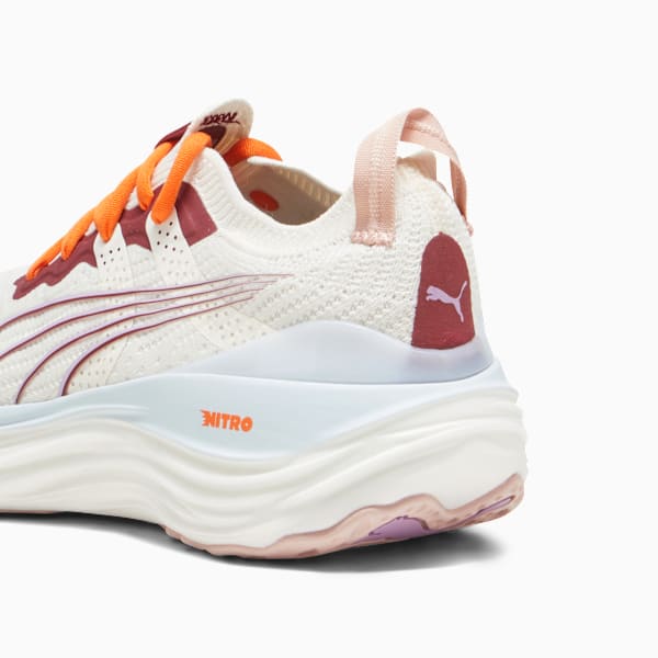 Zapatillas de running para mujer ForeverRun NITRO™ Lemlem, Warm White-Icy Blue-Team Regal Red, large-ARG