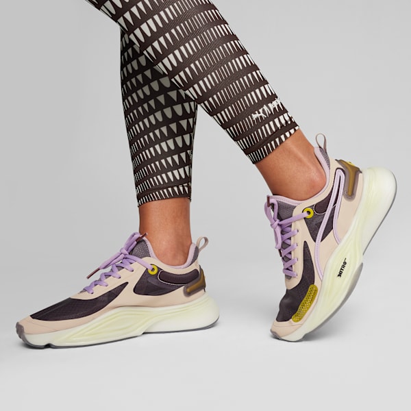 Zapatillas de training para mujer PWR NITRO SQD, Rose Quartz-Yellow Sizzle-Frozen Grape, large-ARG