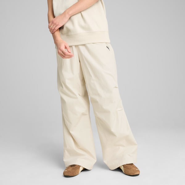 FUTURE.PUMA.ARCHIVE Oversized Pants Unisex, Alpine Snow, large-ZAF