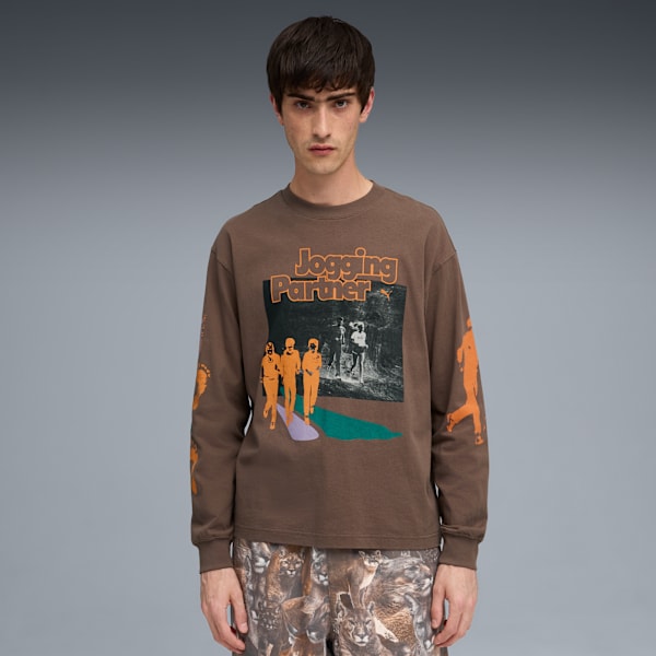 GRAPHIC Jogging Partner Long Sleeve Top Men, Flat Bronze, large-ZAF