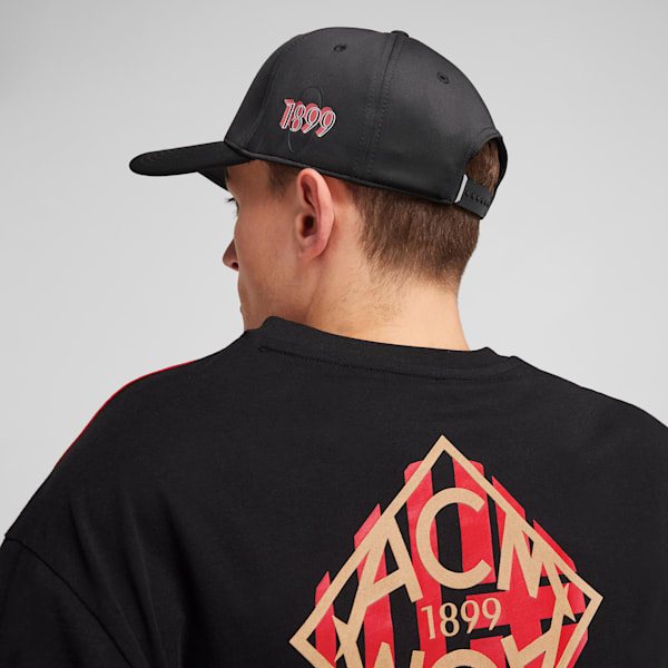 Gorra con visera AC Milan ftblCULTURE+ para hombre, PUMA Black-For All Time Red, large-ARG