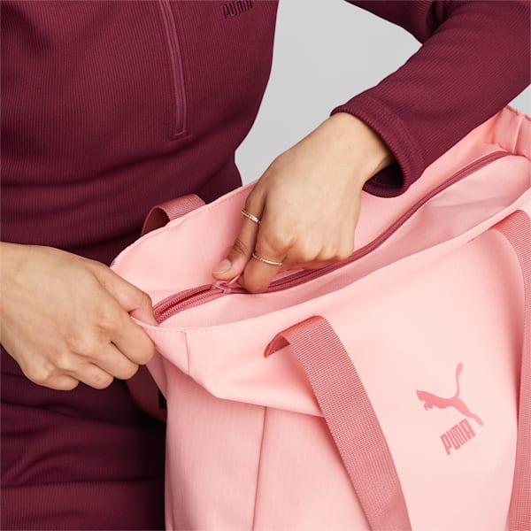 Classics Archive Tote Bag, Peach Smoothie, large-ZAF