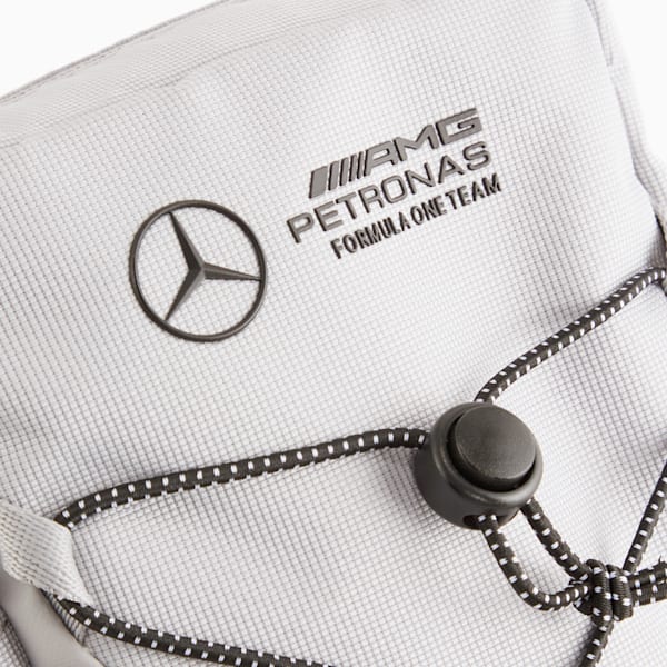 Mercedes-AMG Petronas Motorsport Portable, Mercedes Team Silver, large-ZAF