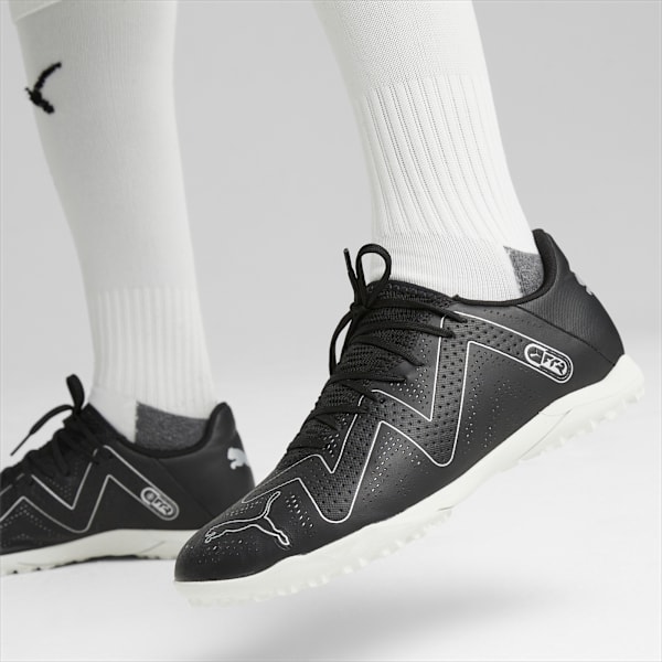 Tenis de fútbol FUTURE Z 0.1 TT para hombre, PUMA Black-PUMA Silver, large-MEX