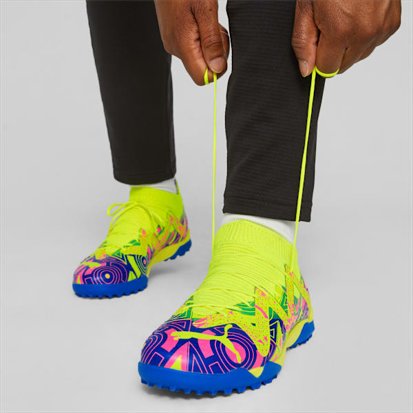 Tacos de futbol FUTURE MATCH ENERGY TT, Ultra Blue-Yellow Alert-Luminous Pink, large-MEX