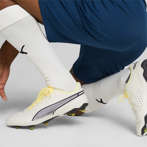 Botines de fútbol Puma KING MATCH FG/AG, Alpine Snow-Asphalt-Yellow Blaze, large-ARG