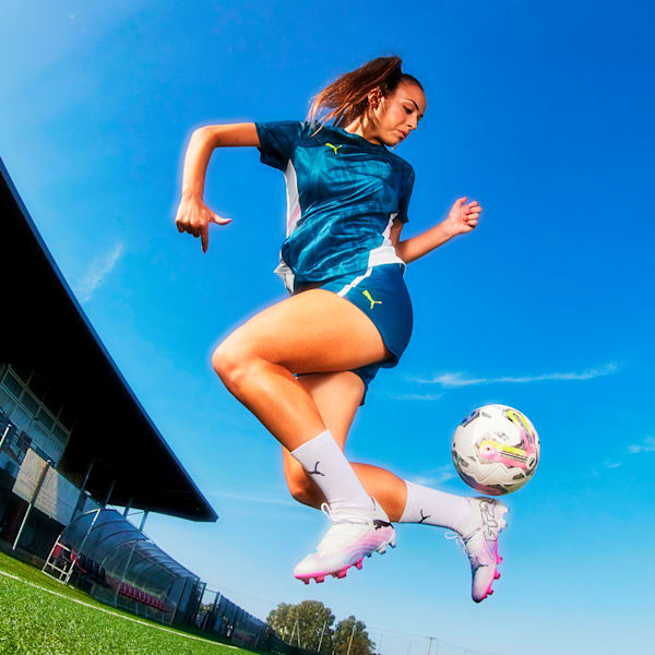 FUTURE 7 ULTIMATE FG/AG Women's Football Boots, PUMA White-PUMA Black-Poison Pink, large-ZAF
