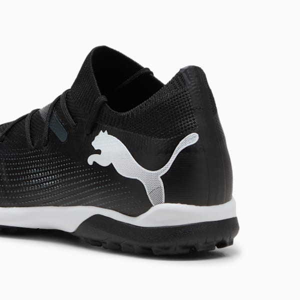 Tacos de futbol para hombre FUTURE 7 MATCH TT, PUMA Black-PUMA White, large-MEX