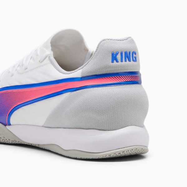 Tacos de futbol KING MATCH IT, PUMA White-Bluemazing-Flat Light Gray, large-MEX