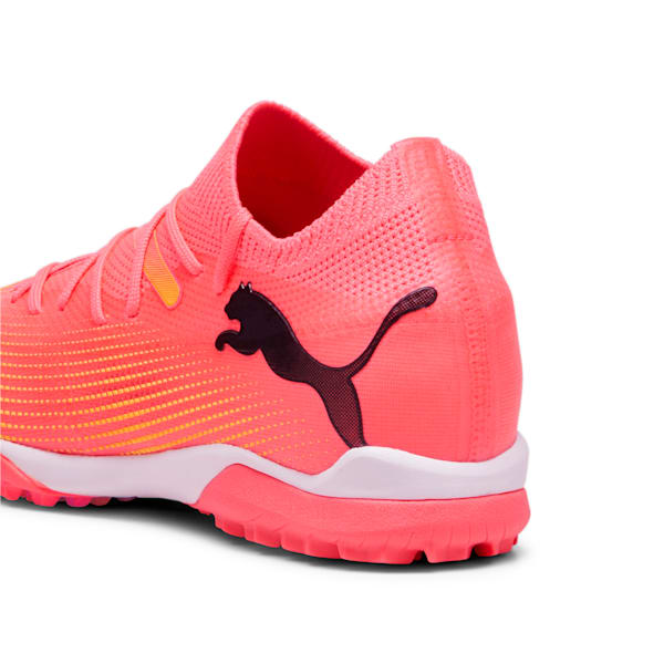 Botines de fútbol FUTURE 7 MATCH TT, Sunset Glow-PUMA Black-Sun Stream, large-ARG