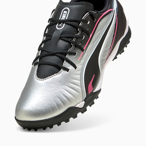 Tacos de fútbol KING MATCH TT Mid para jóvenes, PUMA Silver-PUMA Black-Sun Struck-PUMA White, large-MEX