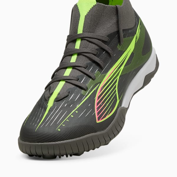 Tacos de fútbol ULTRA 5 MATCH TT, Matte Aged Silver-Yellow Alert-Puma Aged Silver, large-MEX