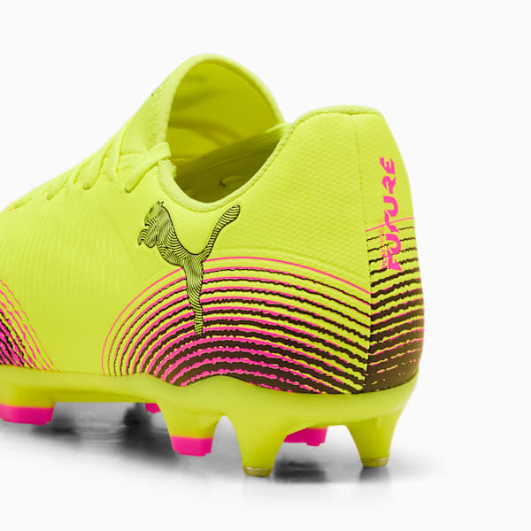 FUTURE 8 PLAY MxSG Football Boots Unisex, Yellow Alert-PUMA Black-Sun Struck, large-ZAF