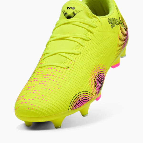 FUTURE 8 PLAY MxSG Football Boots Unisex, Yellow Alert-PUMA Black-Sun Struck, large-ZAF