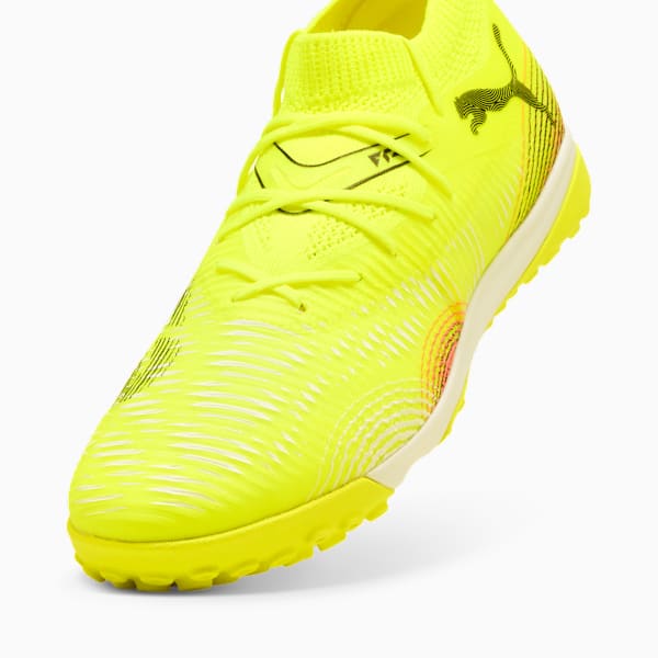 Botines de fútbol FUTURE 8 MATCH TT para mujer, Yellow Alert-PUMA Black-Sun Struck, large-ARG