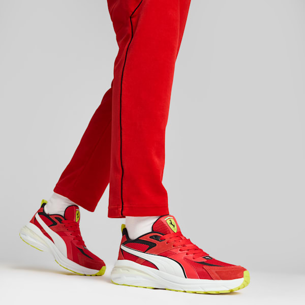 Tenis Scuderia Ferrari Tune Cat, Rosso Corsa-PUMA White-Speed Yellow, large-MEX