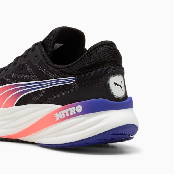 Tenis de correr Magnify NITRO 2 para hombre, PUMA Black-Lapis Lazuli-Sunset Glow, large-MEX