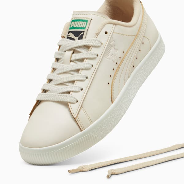 Clyde Coffee Sneakers, PUMA White-Coffee-Coffee, large-MEX