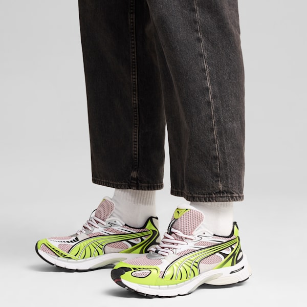emmi×PUMA】シルバーをキーカラーにしたメタリックコレクション