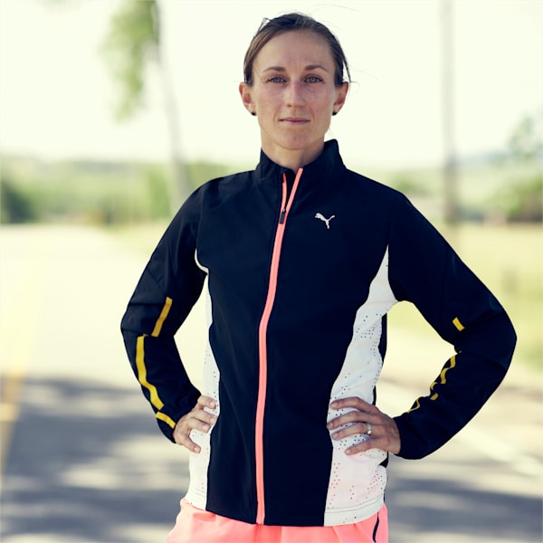 Run Ultraweave S Woven Running Jacket Women, Puma Black-Puma White, large-ZAF