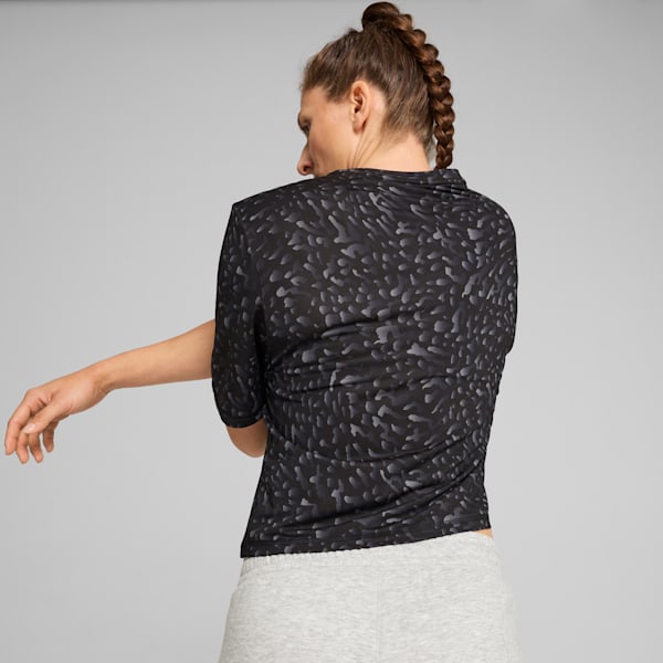 Remera corta con estampado integral Train Favourite para mujer, PUMA Black-Skin AOP, large-ARG