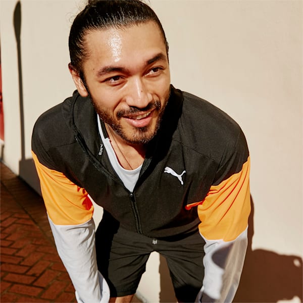 RUN Lightweight Running Jacket Men, PUMA Black-Ultra Orange, large-ZAF