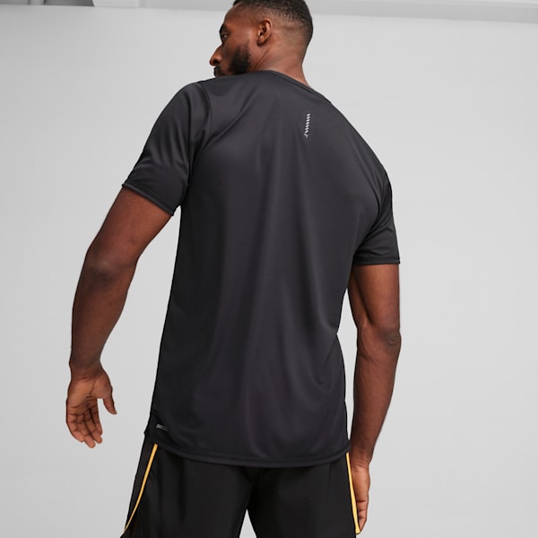 Remera CON GRÁFICOS DE MANGA CORTA PARA HOMBRE RUN FAVORITE, PUMA Black, large-ARG