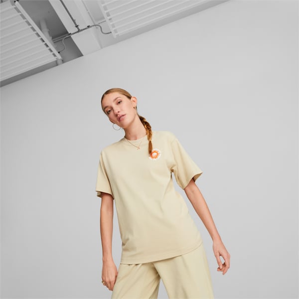 Remera gráfica holgada Downtown para mujer, Granola, large-ARG