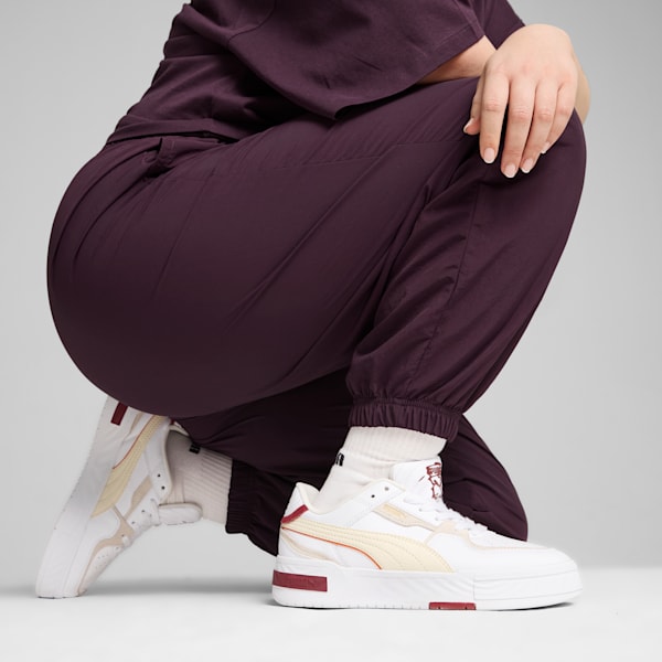 CLASSICS Relaxed Women's Sweatpants, Midnight Plum, large-ZAF