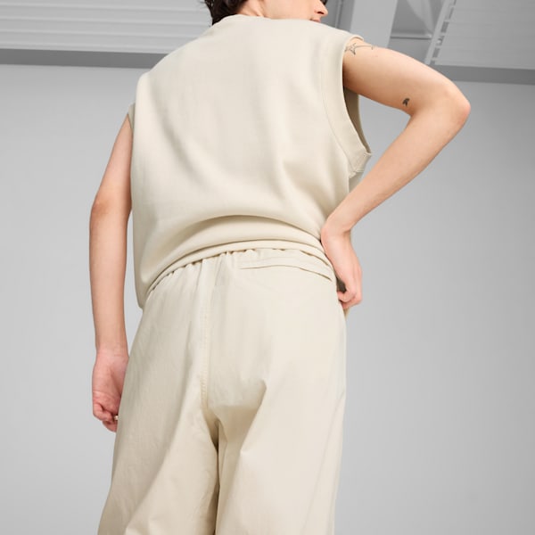 FUTURE.PUMA.ARCHIVE Oversized Pants Unisex, Alpine Snow, large-ZAF