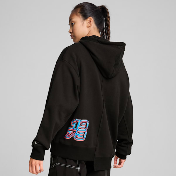 Buzo de basketball con capucha Cherry On Top para mujer, PUMA Black, large-ARG