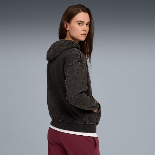 Essentials Elevated Relaxed Wash Hoodie Women, PUMA Black, large-ZAF
