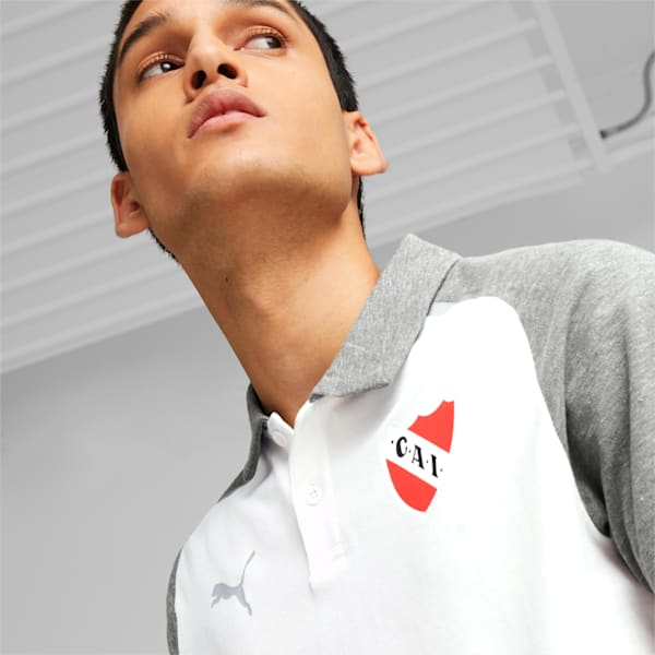 Chomba para hombre Independiente Casuals, PUMA White-Medium Gray Heather, large-ARG