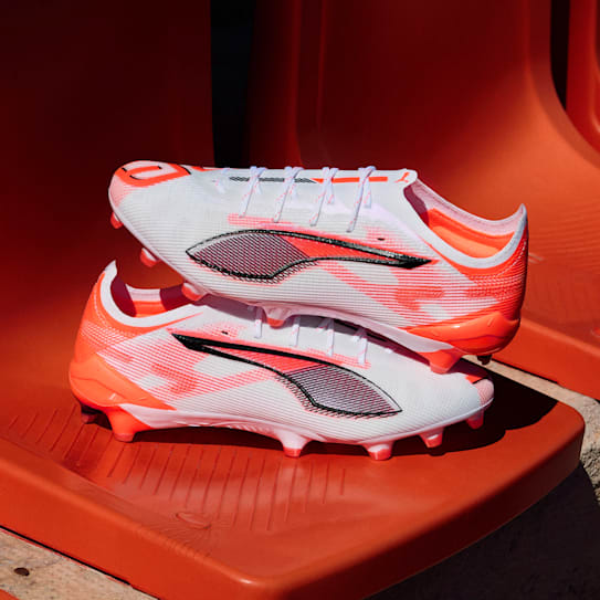 ULTRA FOOTBALL BOOT