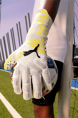 Puma goalkeeper gloves size 6 store