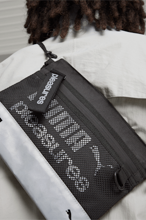 PUMA x PLEASURES Cross Body Bag, PUMA Black, extralarge-GBR