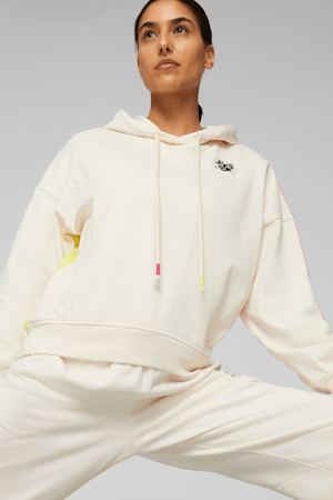 PUMA x LEMLEM Women's Fleece Training Hoodie, Ghost Pepper, extralarge