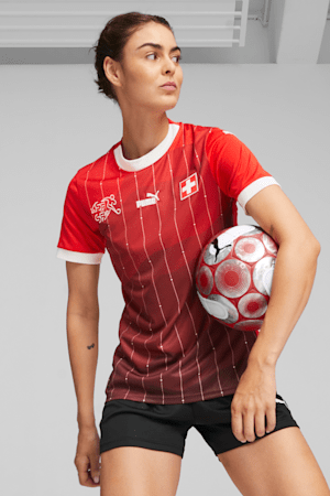 Puma deals soccer jerseys