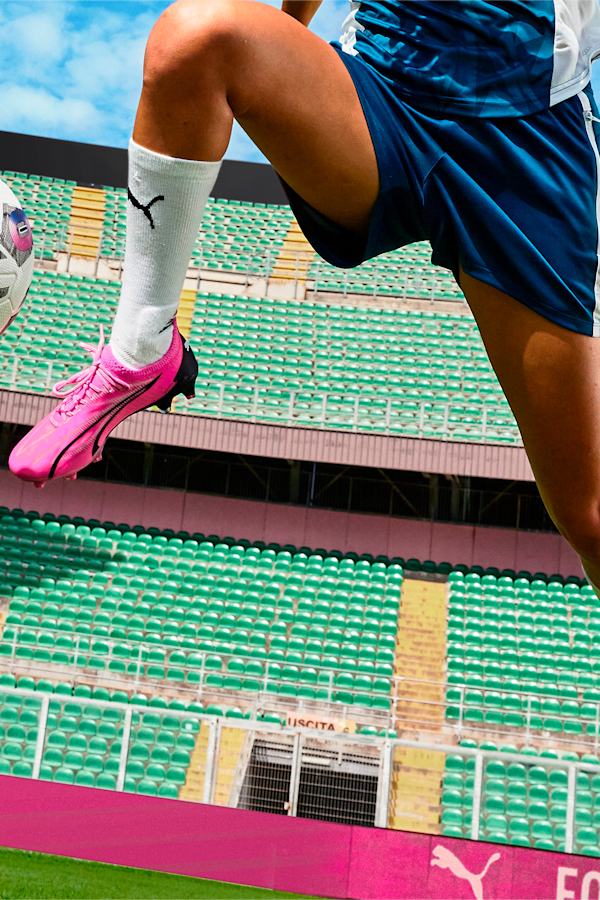 Chaussures de soccer ULTRA Ultimate FG/AG Femme, Poison Pink-PUMA White-PUMA Black, extralarge