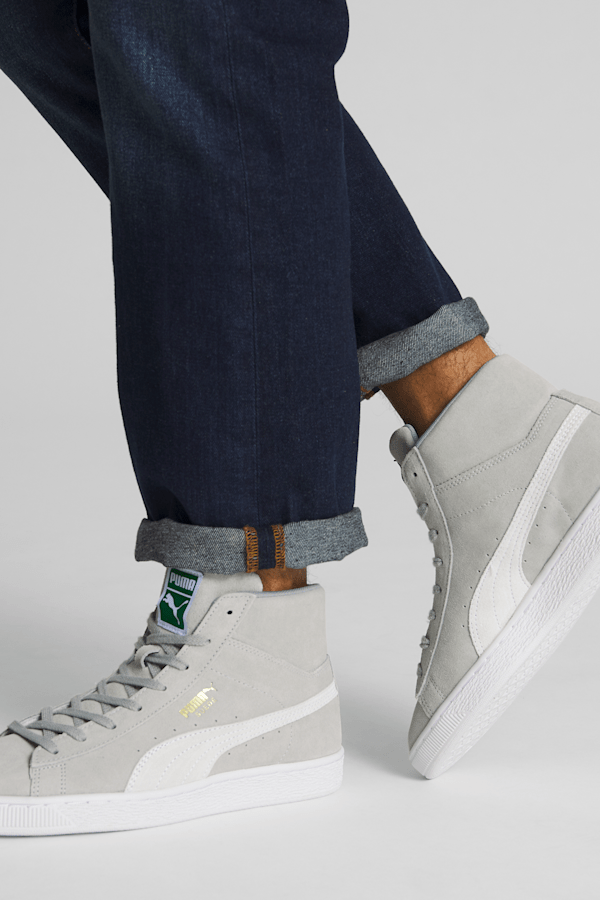 Mid top puma deals sneakers