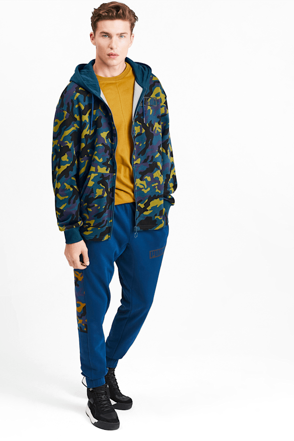 Nike hoodie hotsell rebel