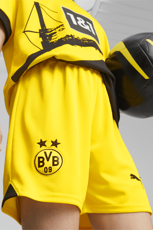 Borussia Dortmund Youth Football Shorts, Cyber Yellow-PUMA Black, extralarge
