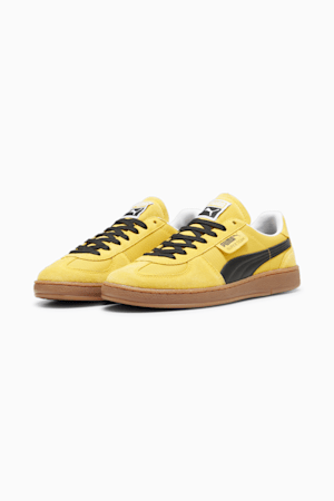 Black and yellow puma hot sale sneakers