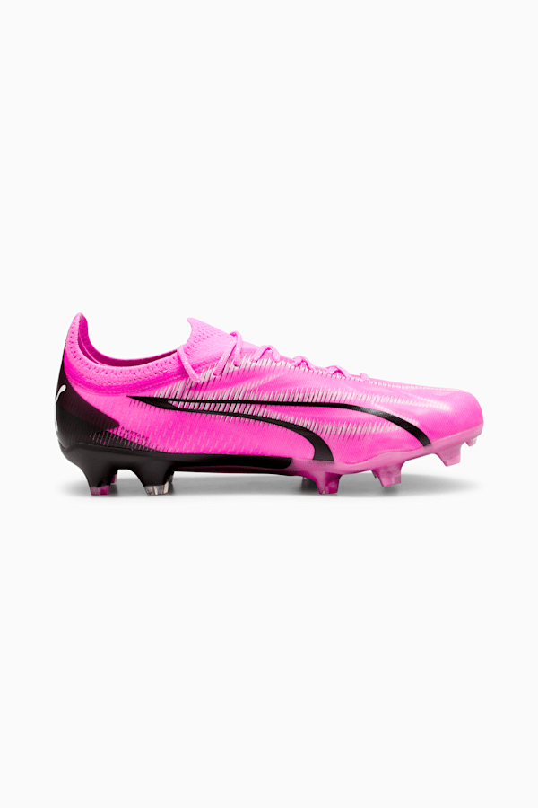 Pink girls hotsell soccer cleats