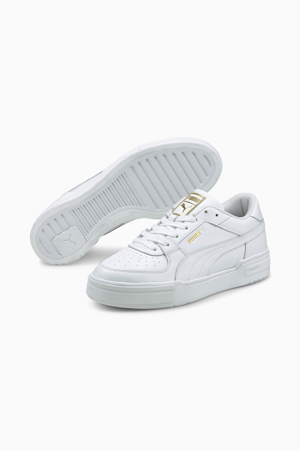 Bring a classic touch with the PUMP! Classic White Boxer