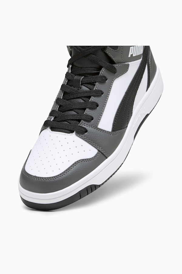 New black on sale puma shoes